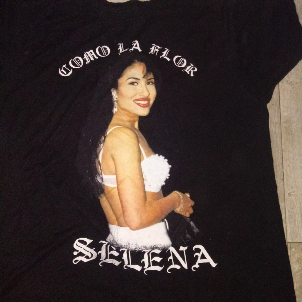 Selena tshirt